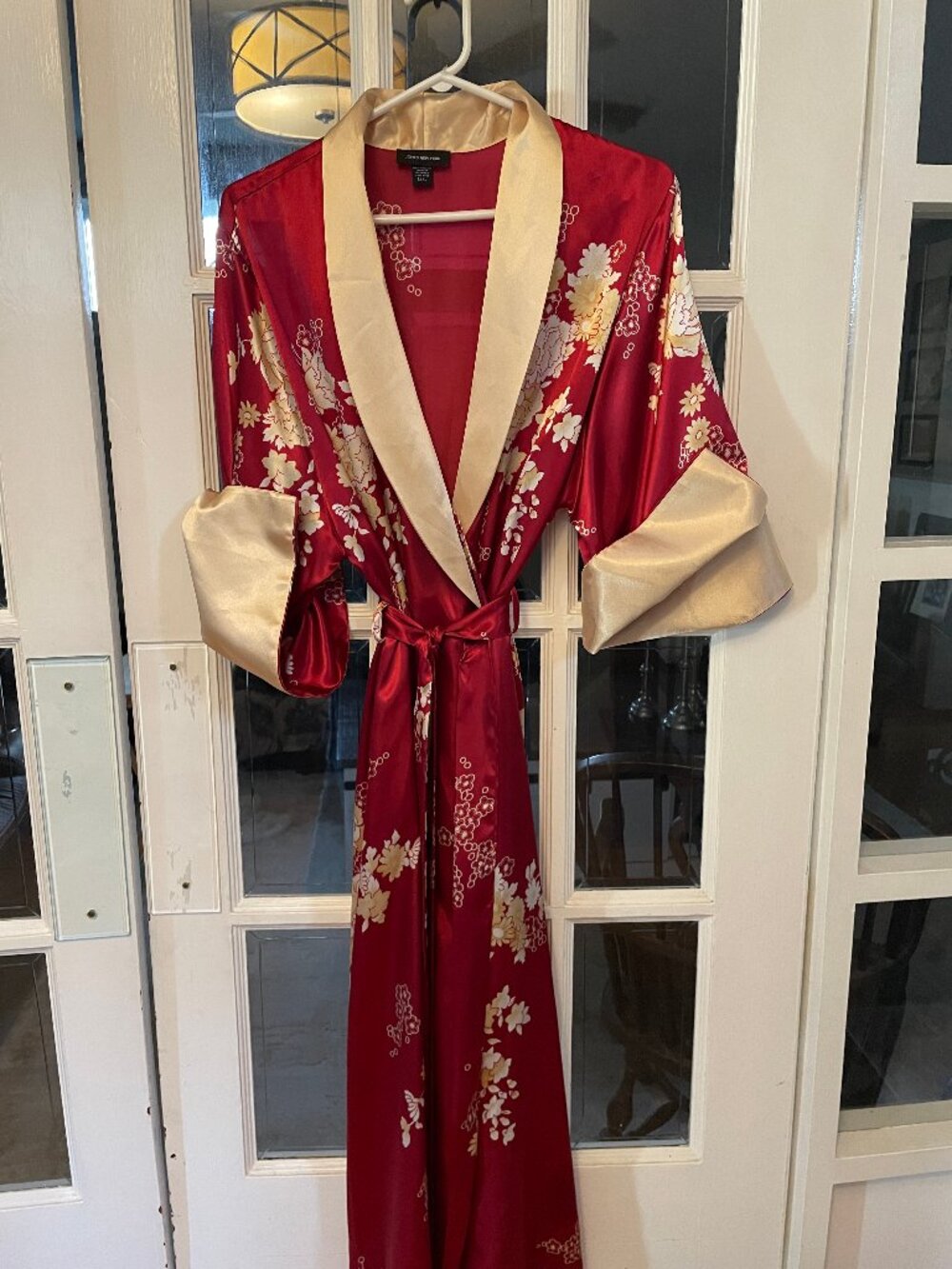 Jones New York Size L/XL Red Floral Satin Kimono Robe Belted Lounge Wrap Pockets